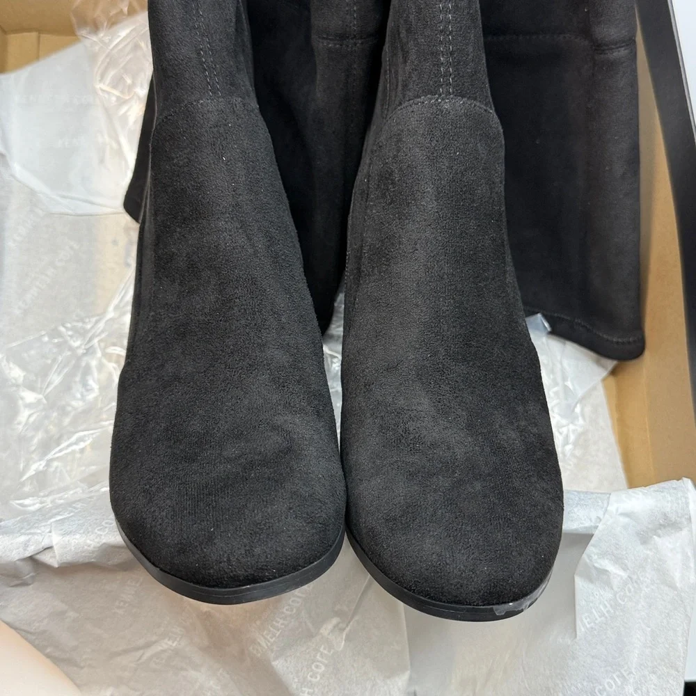 Kenneth Cole New York Women's Josie Round Toe Over-The-Knee Boots- Size 7.5